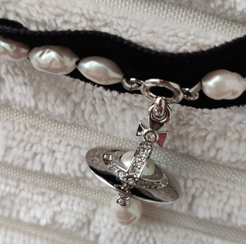 Brand new! Vivienne Westwood Aleksa Choker - Picture 8 of 16